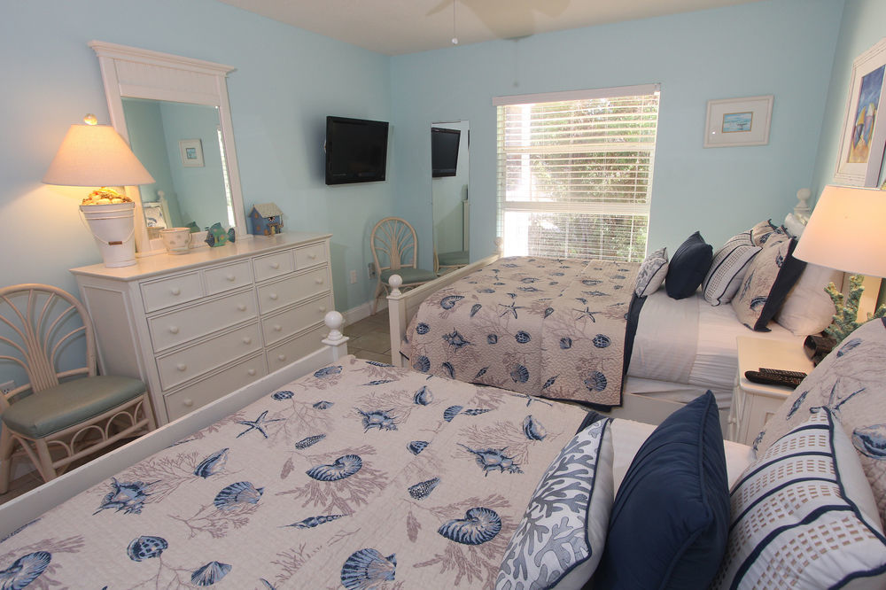 Beach Castle Resort By Rva Longboat Key Exterior photo